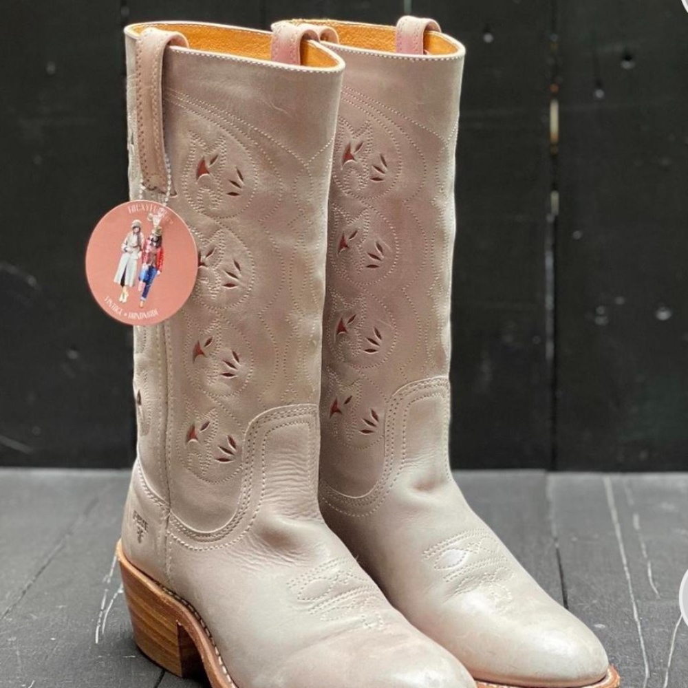 VINTAGE FRYE BOOTS